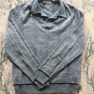 Source Unknown Light Blue Men's Crewneck Polo Sweater with Subtle Texture